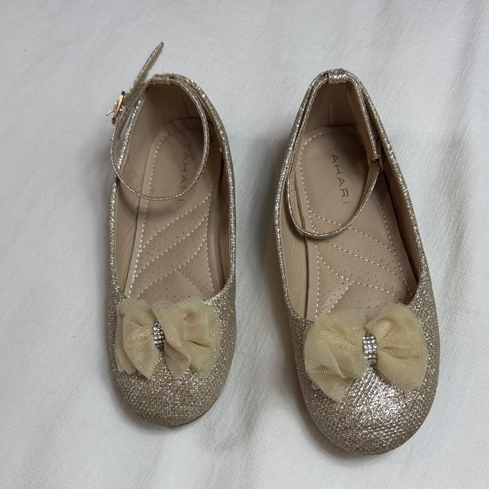 Tahari Girls Gold Glitter Ballet Flats with Tulle Bow and Ankle Strap